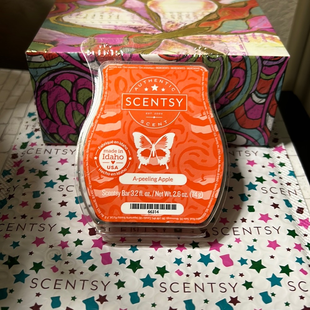 2 Wax Bars - A-Peeling Apple Scentsy Wax Melts